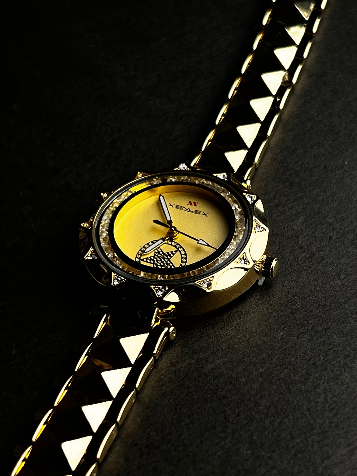 Xenlex Gold Luxury Women’s Watch – Elegant Crystal Studded Timepiece